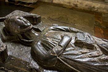 Effigy of Peter des Roches, Winchester Cathedral